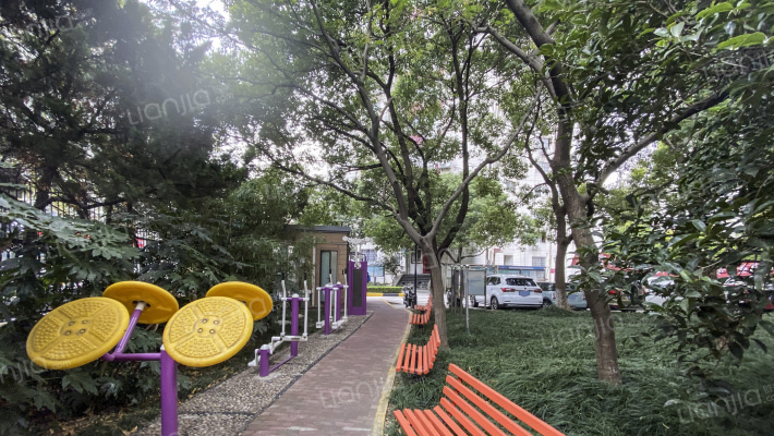 金霄大厦外景图