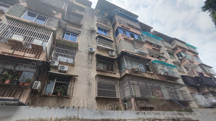 人民检察院住宅楼外景图