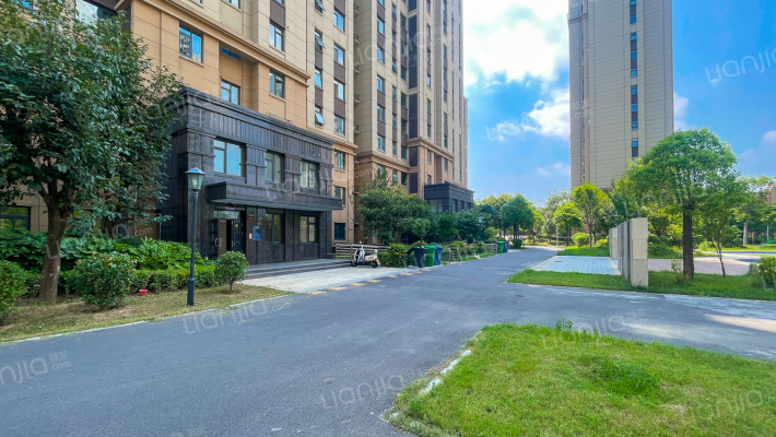 金域蓝湾外景图