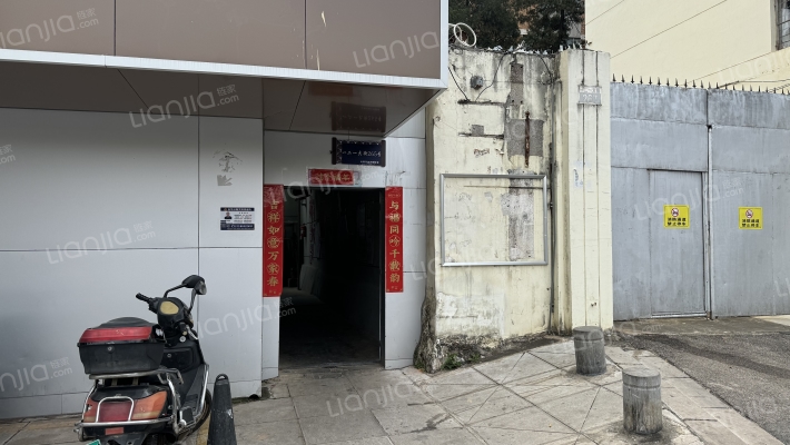 一二一大街265号外景图