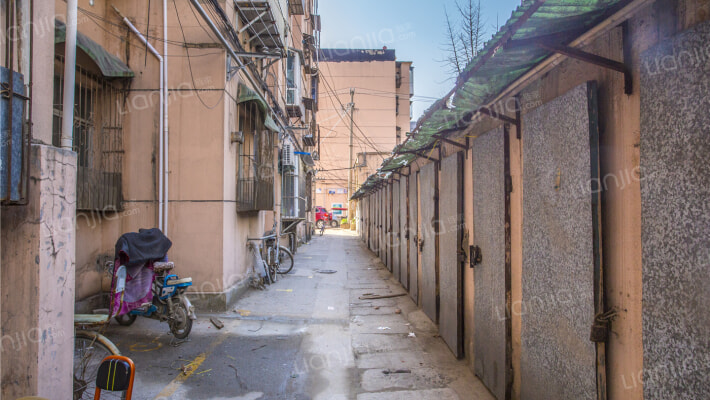 沈场警苑外景图