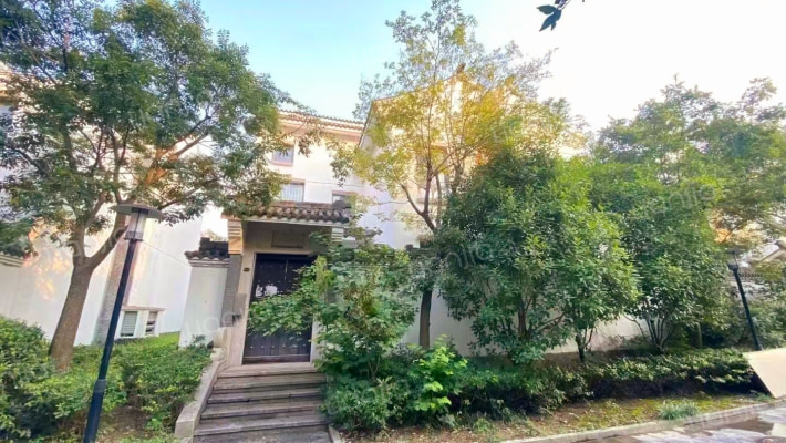 奥林匹克花园外景图