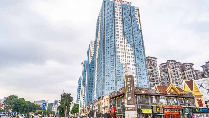 万达广场外景图