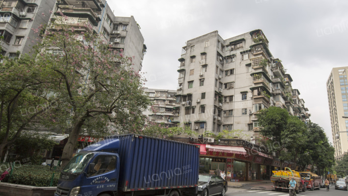 周门小区党恩新街外景图