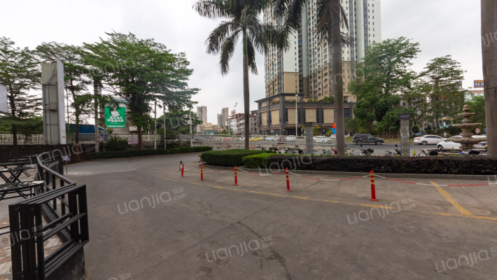 丽湾花园外景图