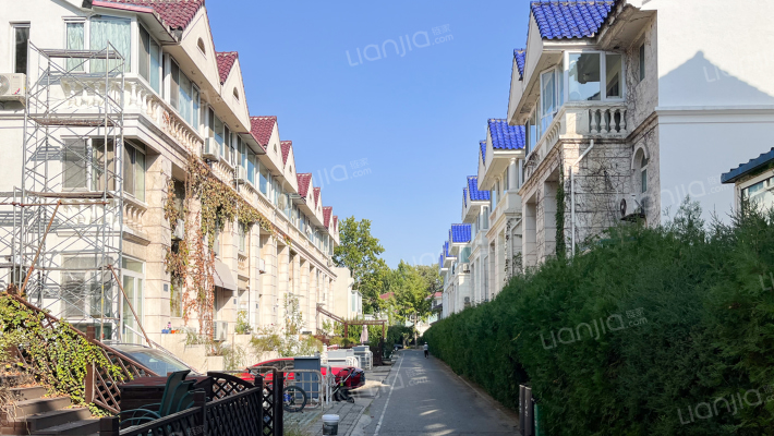 紫玉山庄外景图