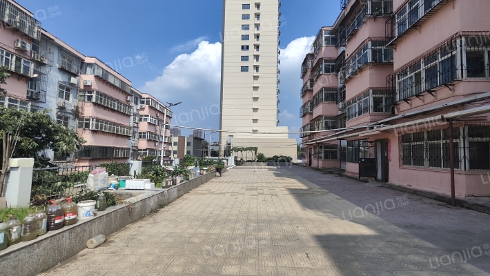 和平路488号院外景图