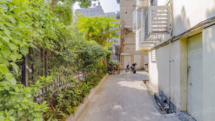 屏西公寓外景图