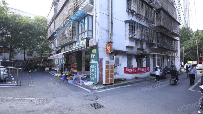 省林机厂宿舍北院外景图