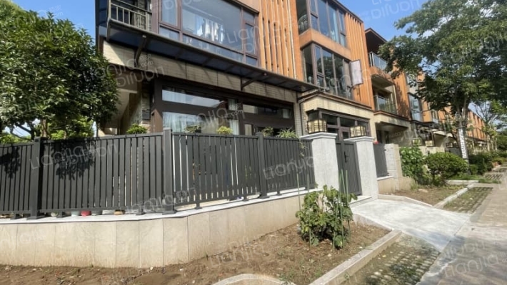 向阳花苑外景图