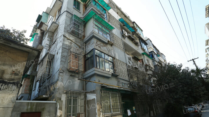 花园南村外景图