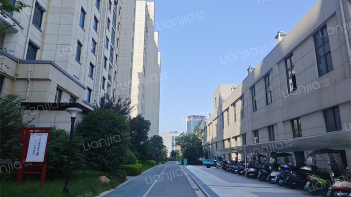 东方城市公园外景图