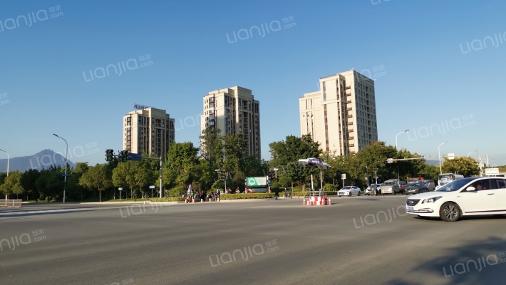 阳光城大都会E区外景图