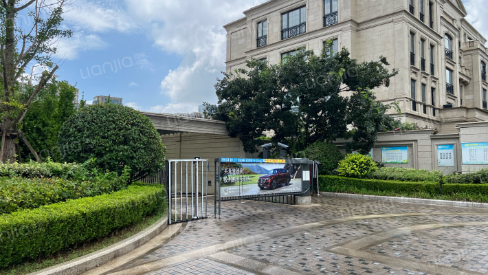 绿城玫瑰墅南区外景图