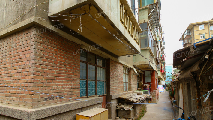 甘肃省邮电建设公司家属院外景图