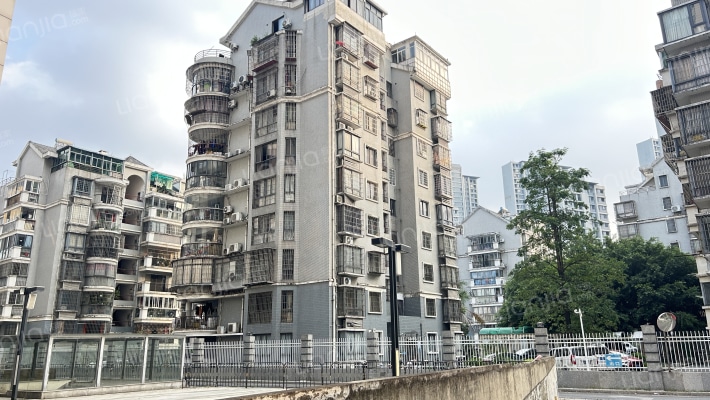 中佳蓝湾外景图