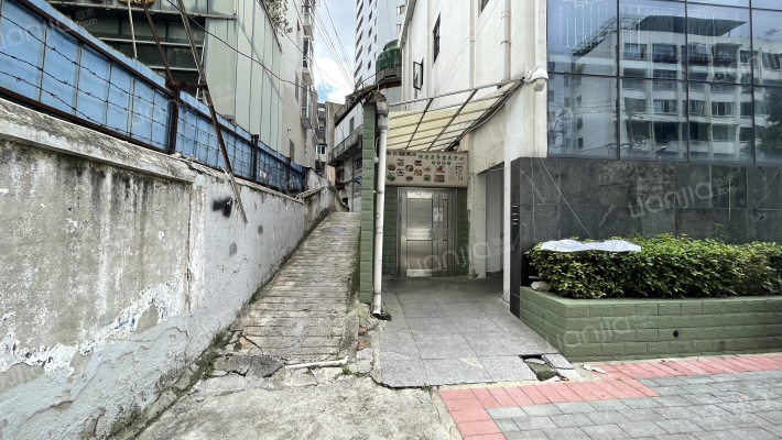 铁桥巷39号外景图