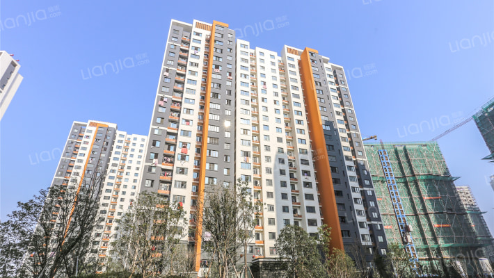 华山花园外景图