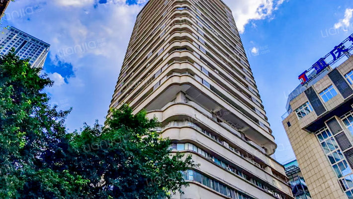 临华大厦外景图