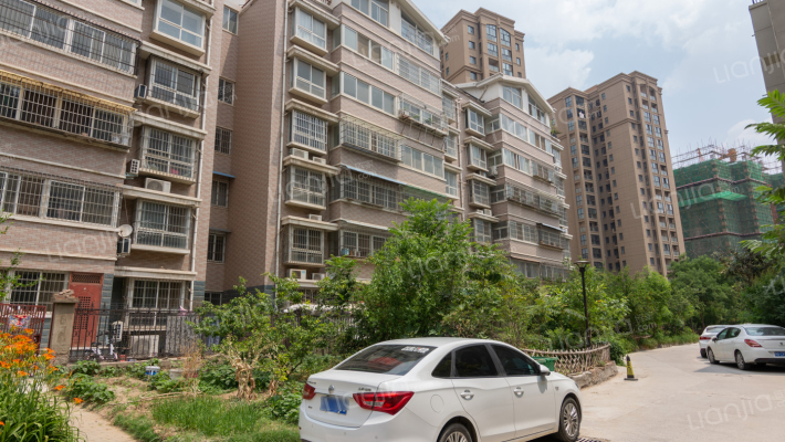 园林小区外景图