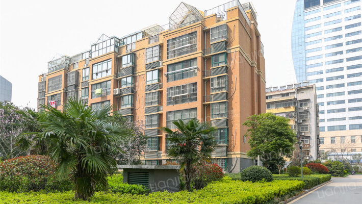 万宁华府外景图