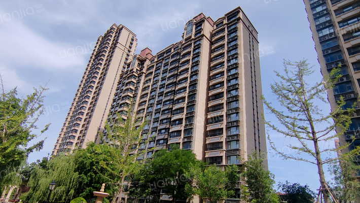 恒大睿城外景图