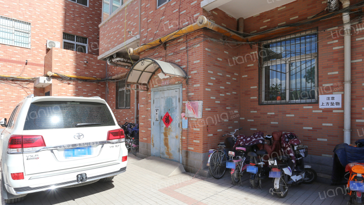 林溪大厦外景图