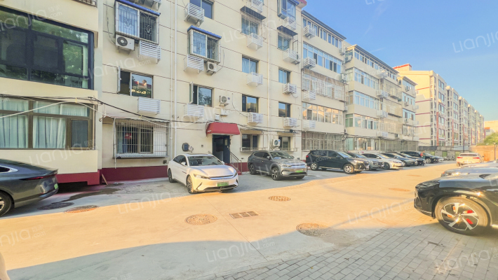 于家园三区外景图