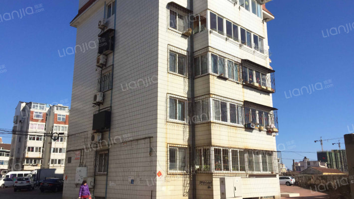 西山汇源小区外景图