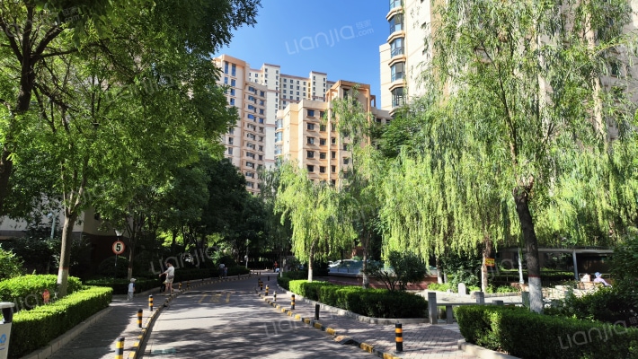 西固人家外景图