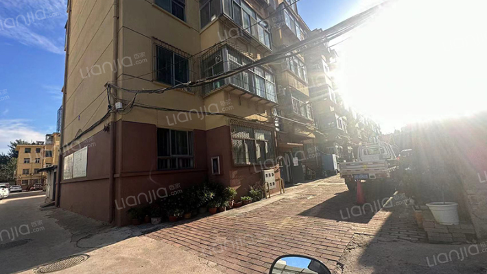 昌大二公司宿舍外景图