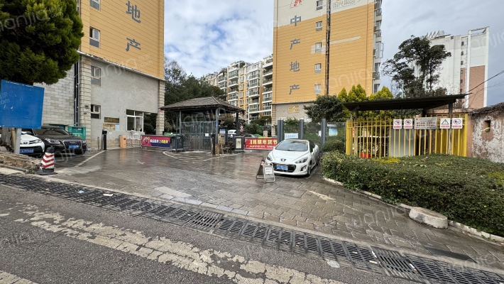 阳光果香外景图