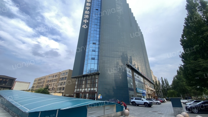 德华大厦外景图