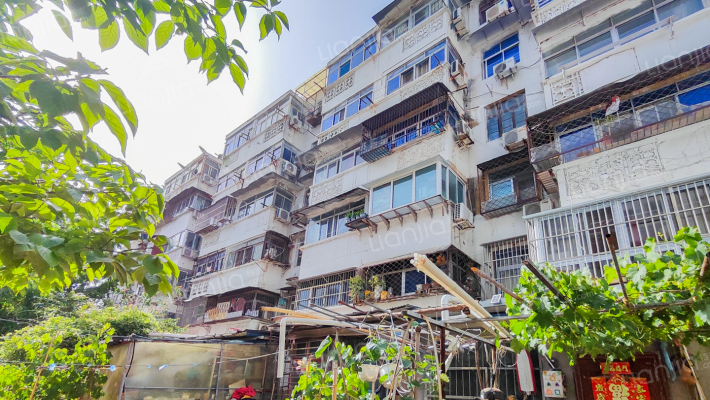 液压小区外景图