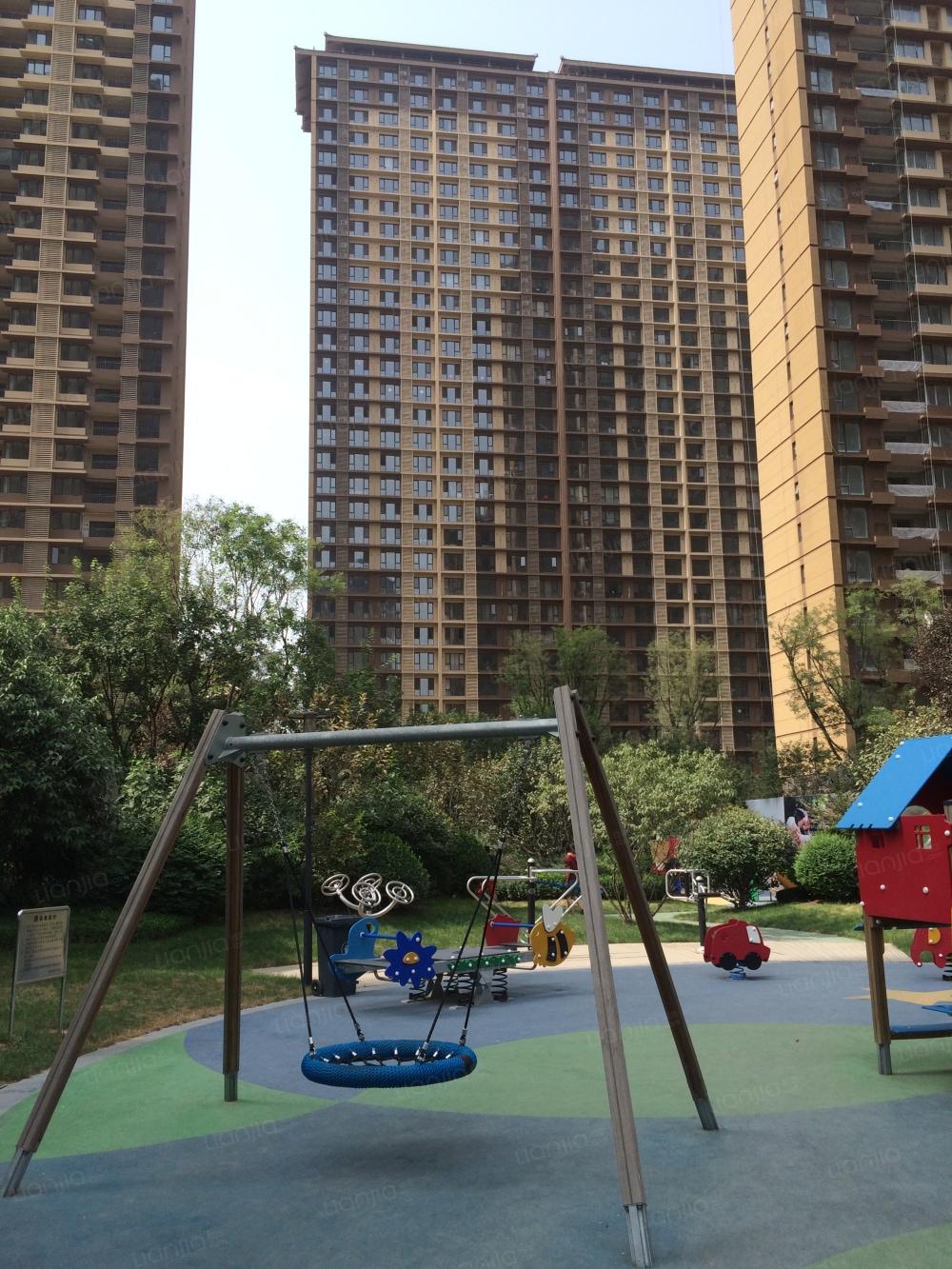 万科金色悦城图片_万科金色悦城实景图(西安链家新房)