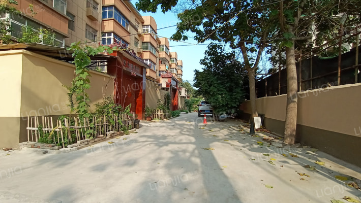 中牟亚星机械厂家属院外景图