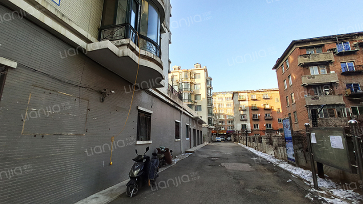 南风雅阁小区外景图