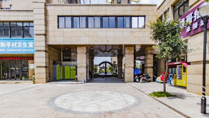 和平家园外景图