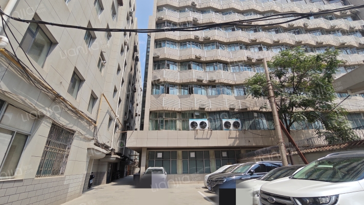 省委大教梁家属院外景图