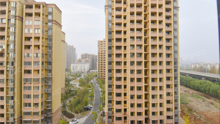 润合家园外景图