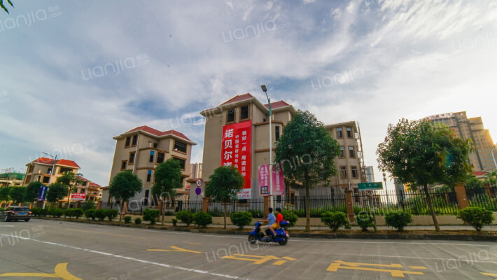 丽苑小区外景图