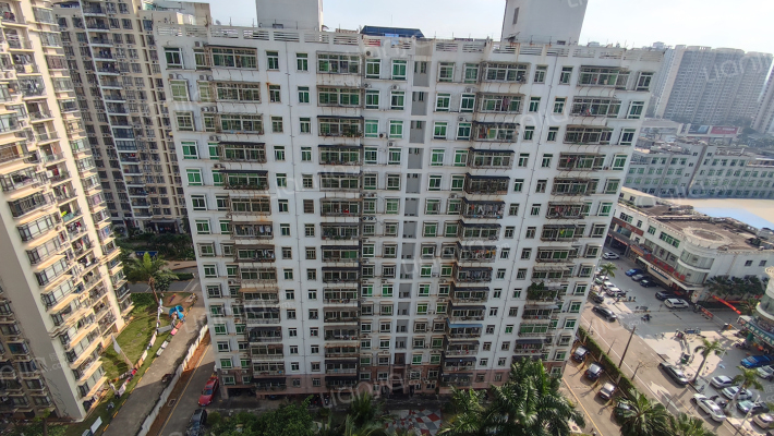 海南省药品监督管理局宿舍外景图