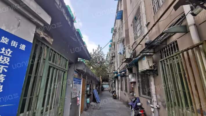 凯旋路188号外景图