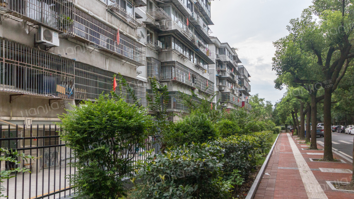 新港小区外景图