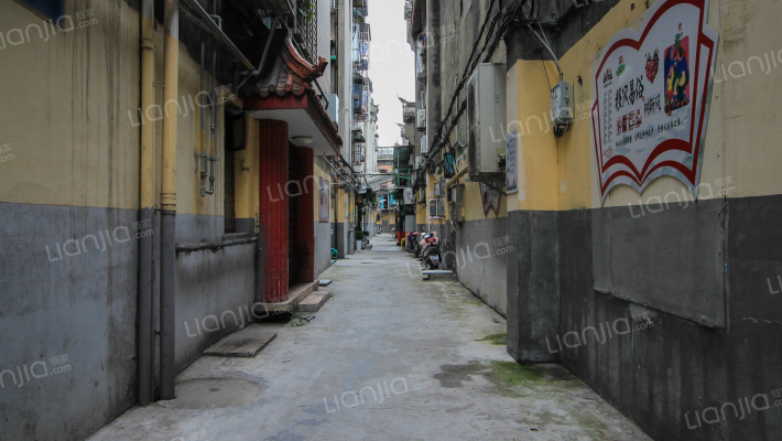 中东小区外景图