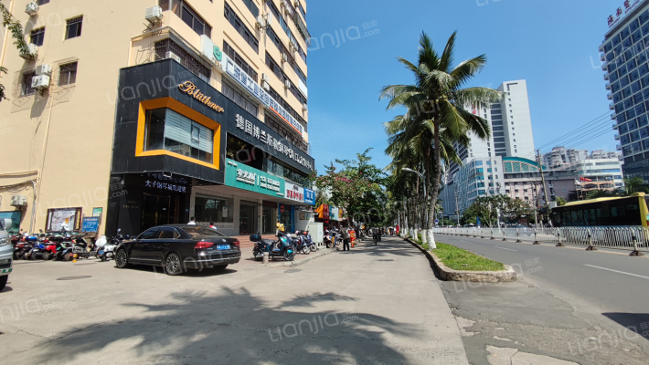 环立大厦外景图