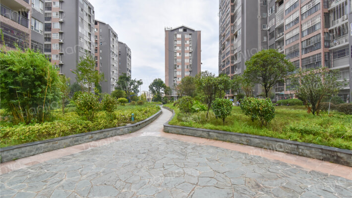 陽光叠彩外景图