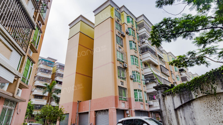 东庭濠园外景图