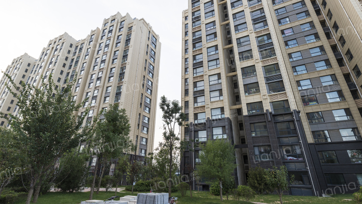 和扬万悦城外景图