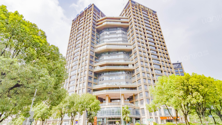 华城国际外景图